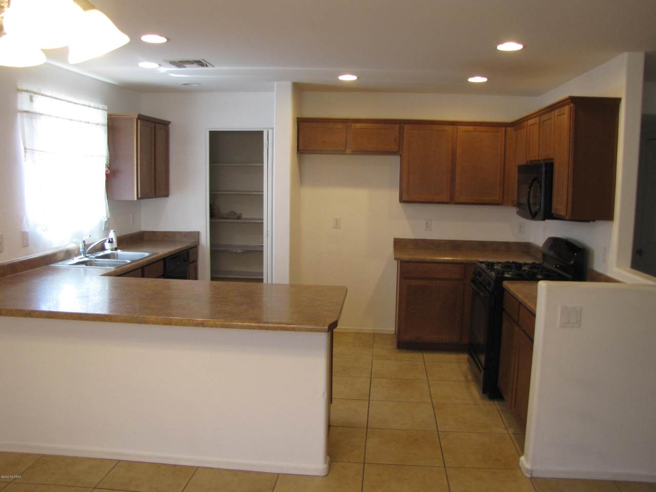 253 Jaffee Drive - Photo 1 253 Jaffee Drive - Photo 1