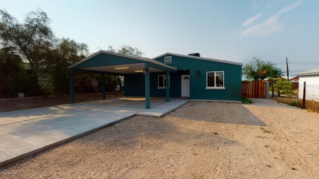 225 Adams Street - Photo 1