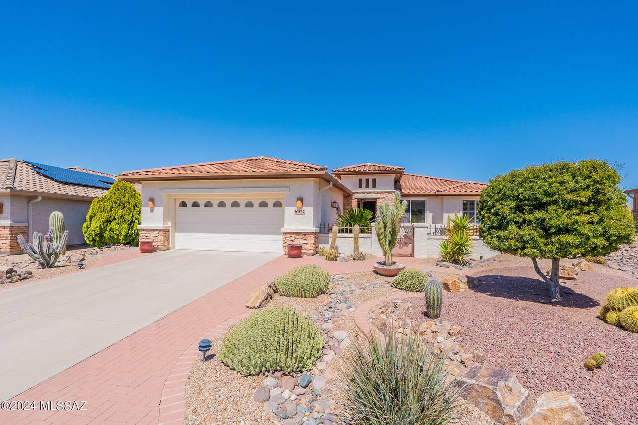884 Keyes Road - Photo 1