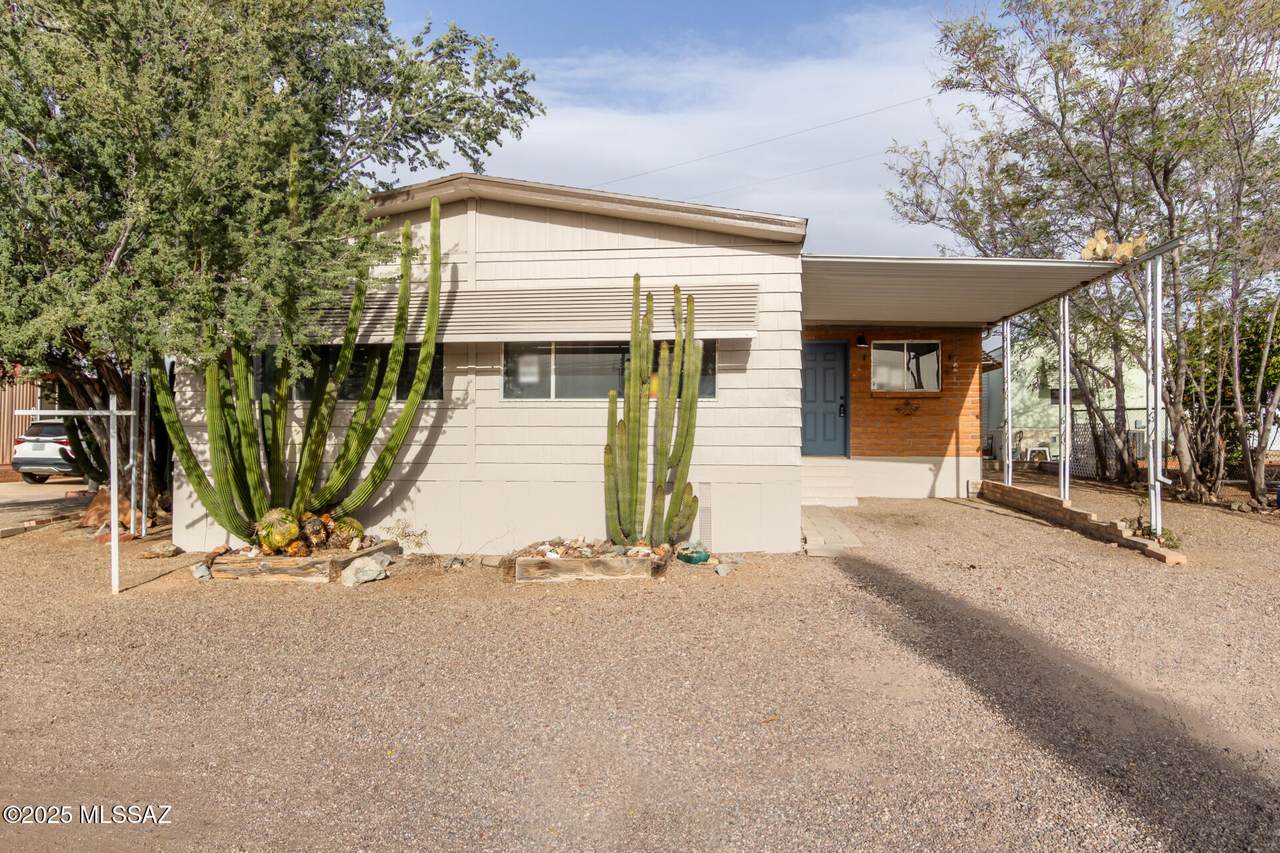 5340 Rocking Cir Street - Photo 1
