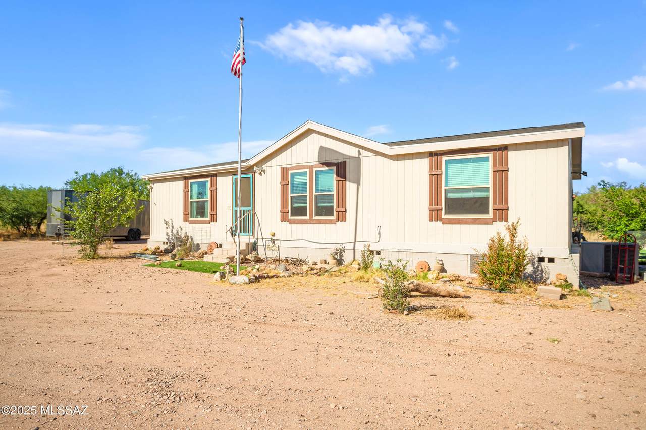 1895 George Patton Road - Photo 1