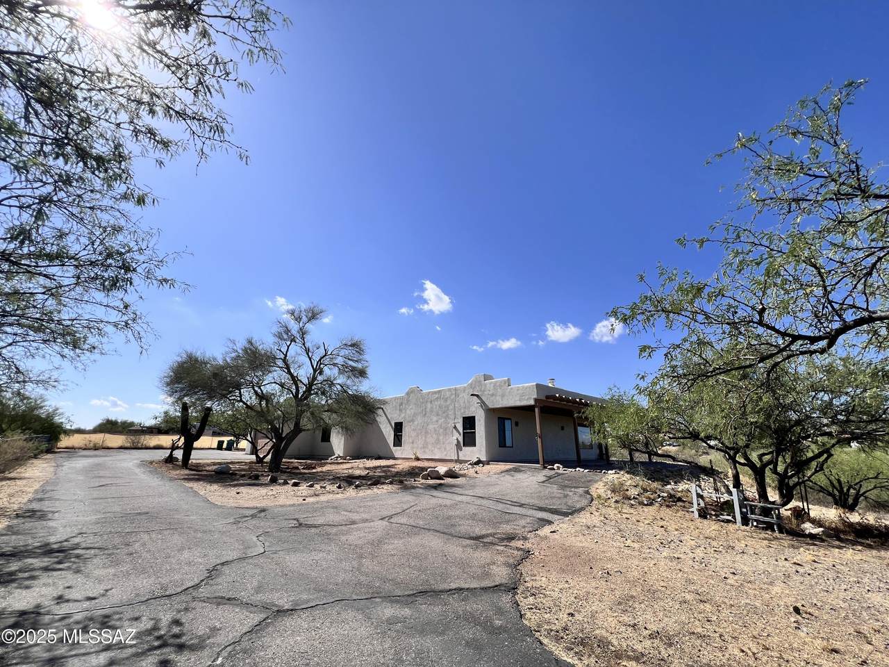 1040 Wentworth Road - Photo 1