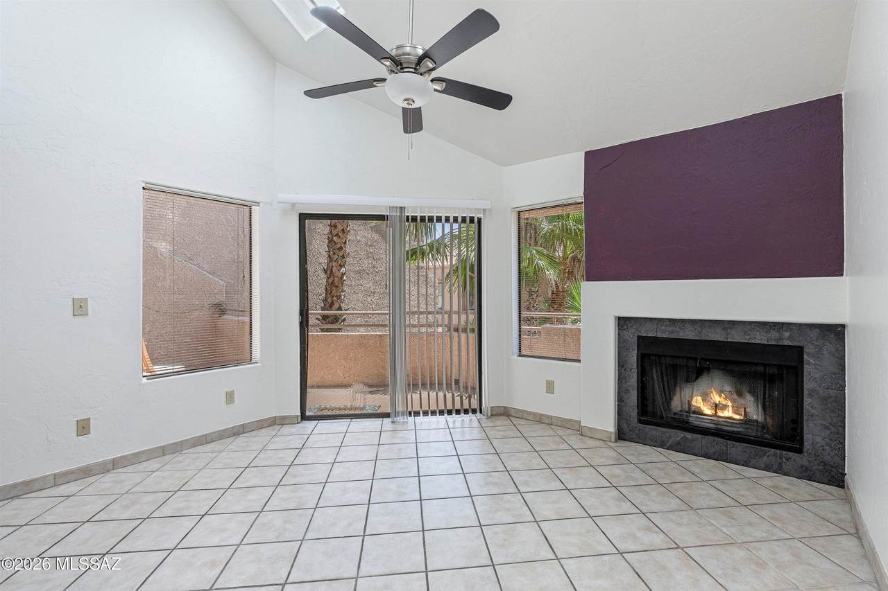 https://bt-photos.global.ssl.fastly.net/tucson/1280_boomver_3_22519896-2.jpg