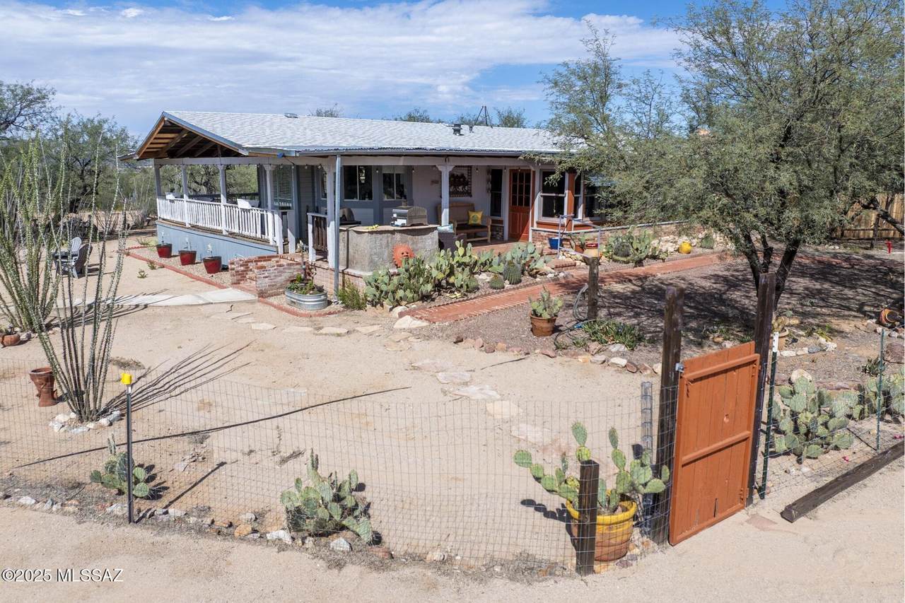 https://bt-photos.global.ssl.fastly.net/tucson/1280_boomver_3_22528210-2.jpg