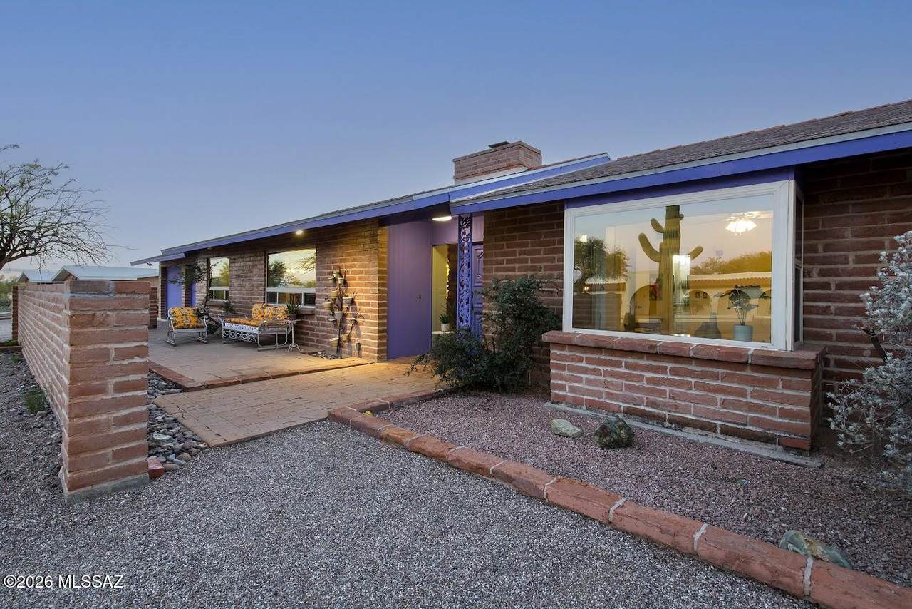 5405 Estelle Drive - Photo 1