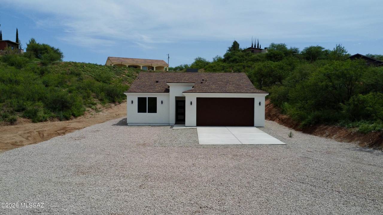 912 Pesa Court - Photo 1