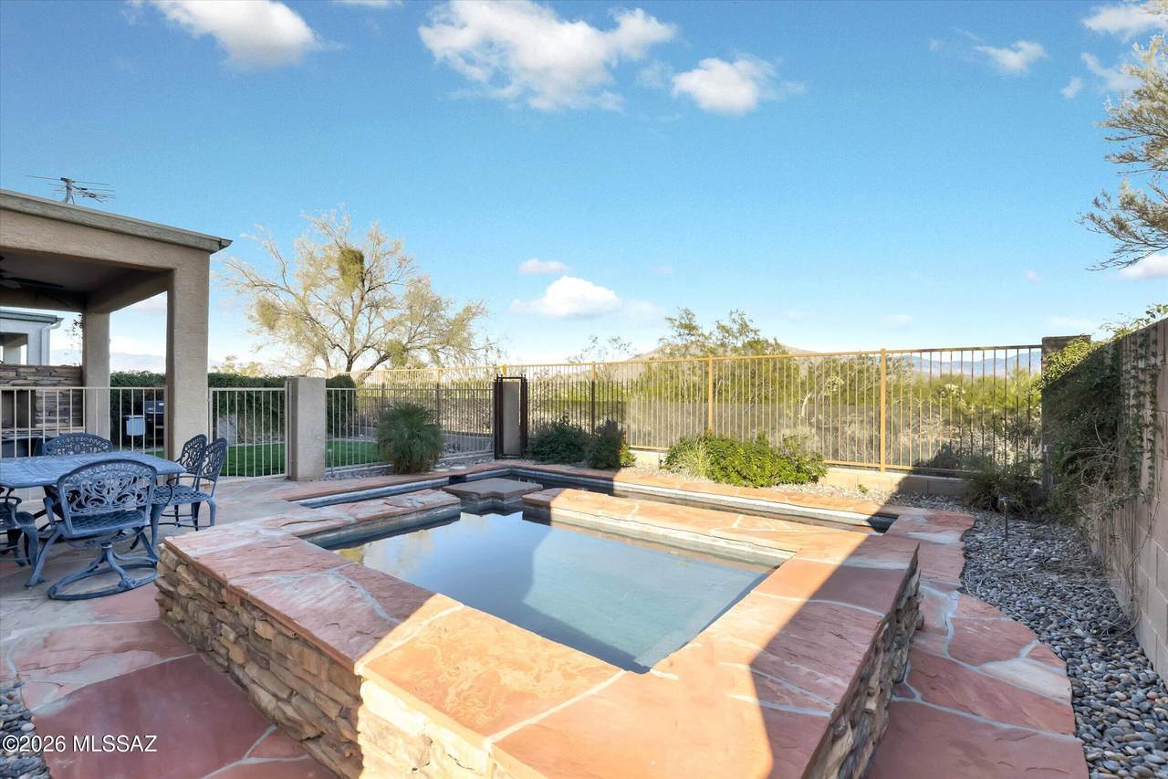 https://bt-photos.global.ssl.fastly.net/tucson/1280_boomver_3_22605581-2.jpg