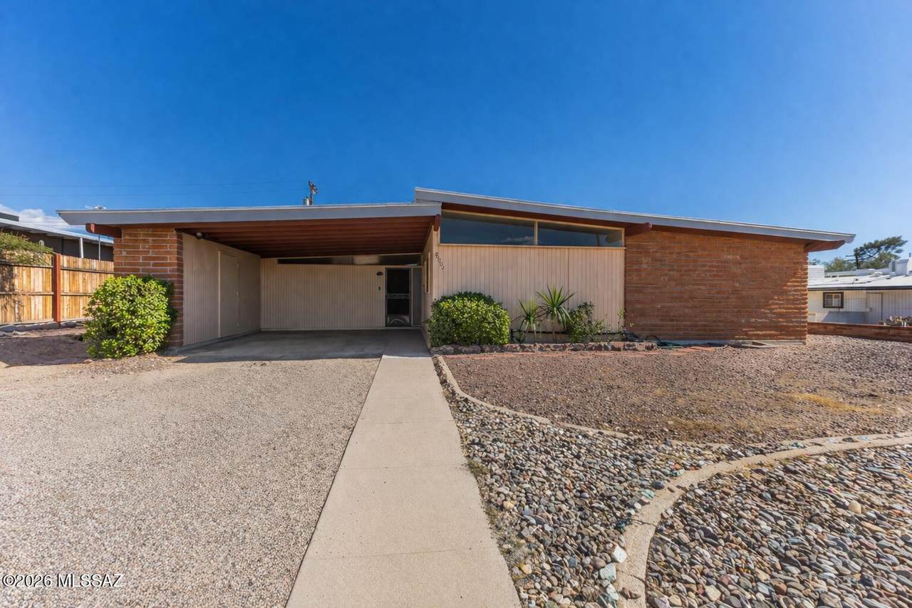 https://bt-photos.global.ssl.fastly.net/tucson/1280_boomver_3_22607951-2.jpg