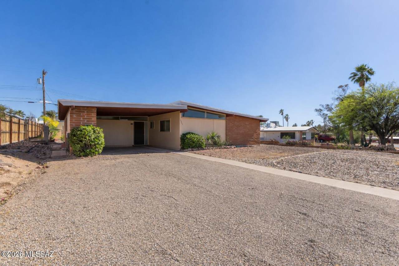 https://bt-photos.global.ssl.fastly.net/tucson/1280_boomver_3_22607951-2.jpg
