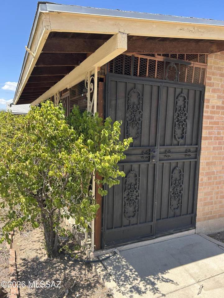 https://bt-photos.global.ssl.fastly.net/tucson/1280_boomver_3_22617501-2.jpg