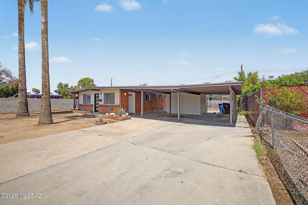 1222 Mcmillan Street - Photo 1