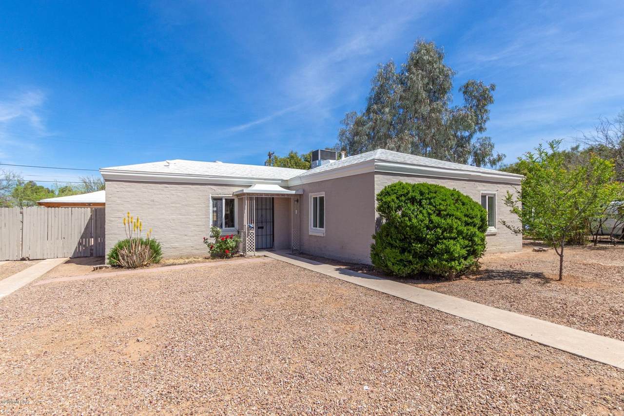 3941 Desmond Lane - Photo 1 3941 Desmond Lane - Photo 1