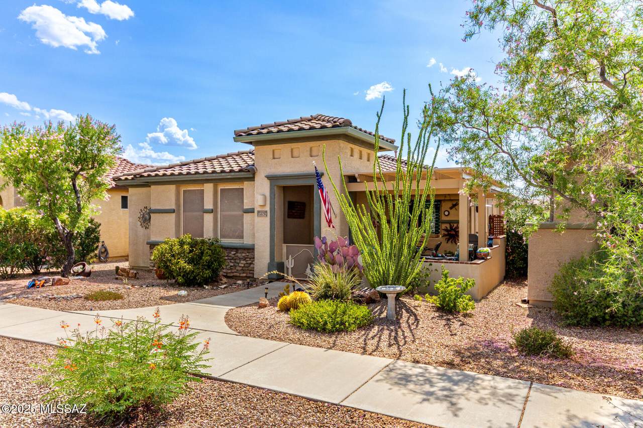 https://bt-photos.global.ssl.fastly.net/tucson/1280_boomver_4_22520174-2.jpg