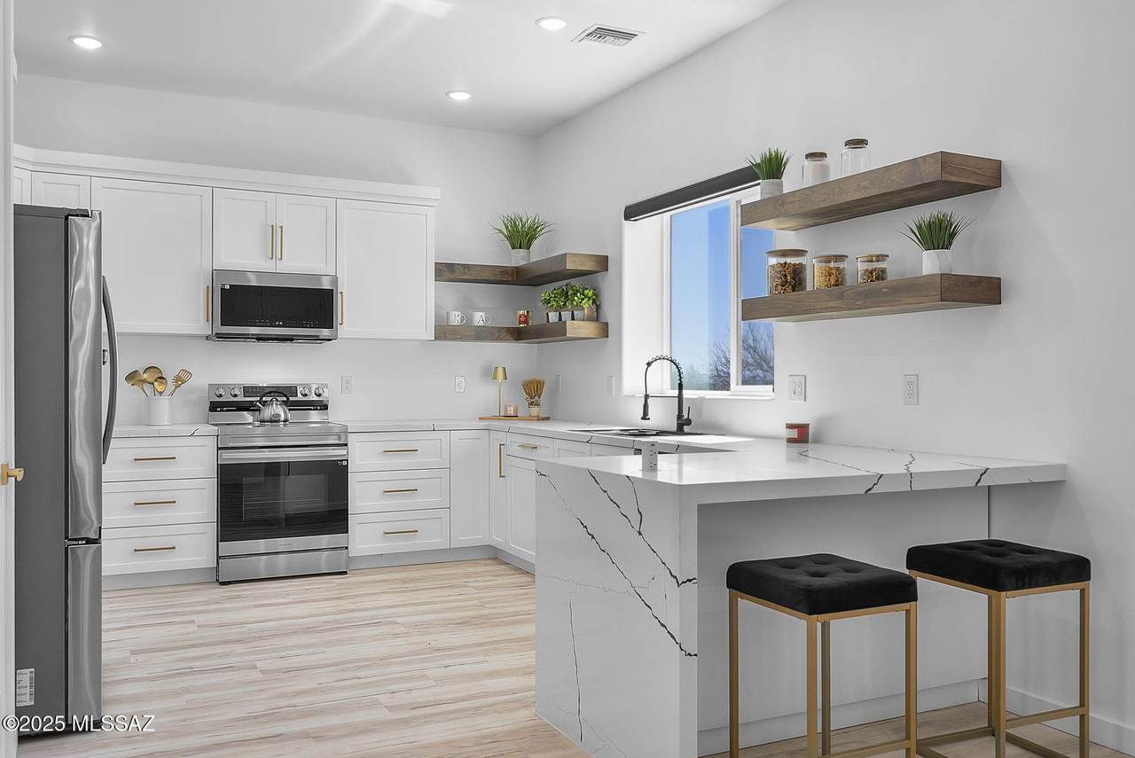 1803 Japon Court - Photo 1