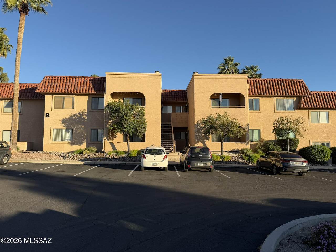 5750 Camino Esplendora - Photo 1