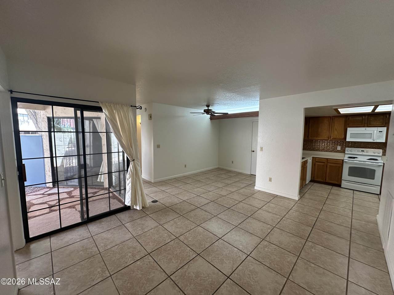 https://bt-photos.global.ssl.fastly.net/tucson/1280_boomver_4_22611134-2.jpg