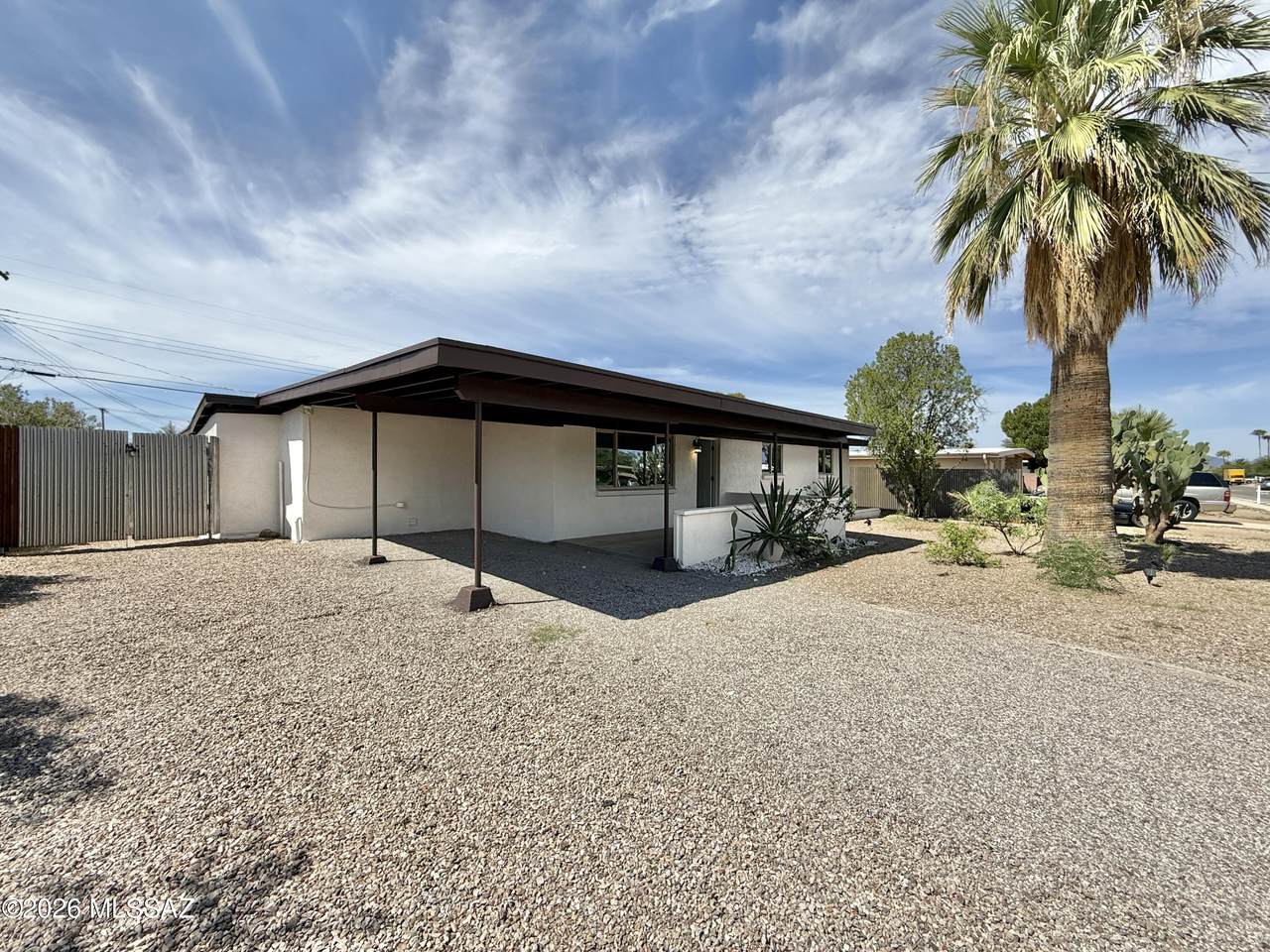 https://bt-photos.global.ssl.fastly.net/tucson/1280_boomver_4_22619716-2.jpg