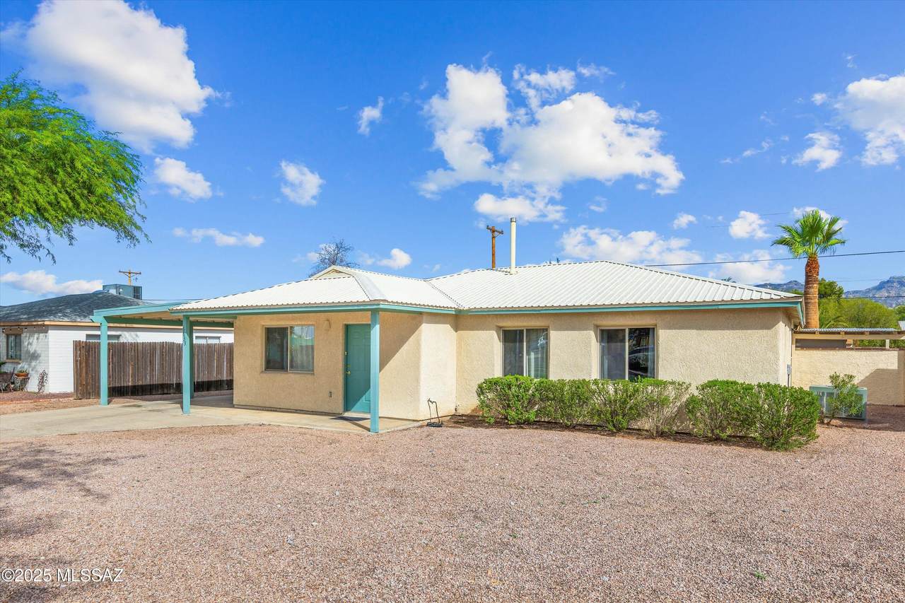 5633 Pima Street - Photo 1