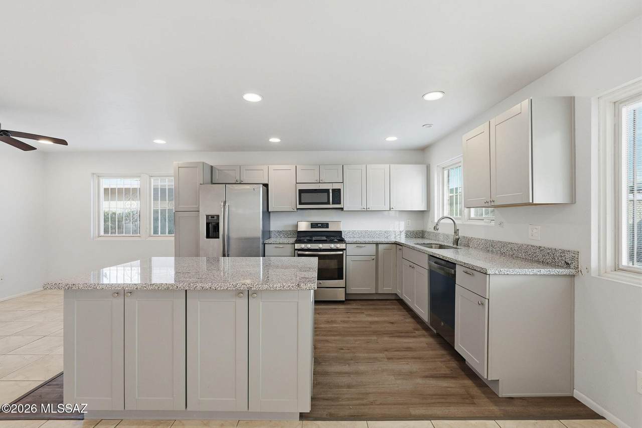 6600 Galaxy Road - Photo 1