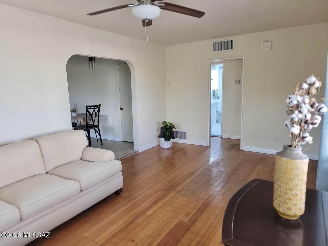 https://bt-photos.global.ssl.fastly.net/tucson/1280_boomver_5_22605566-2.jpg