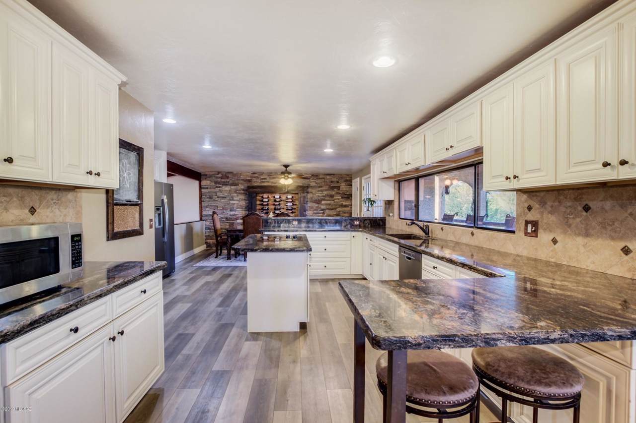 7400 Juniper Road - Photo 1