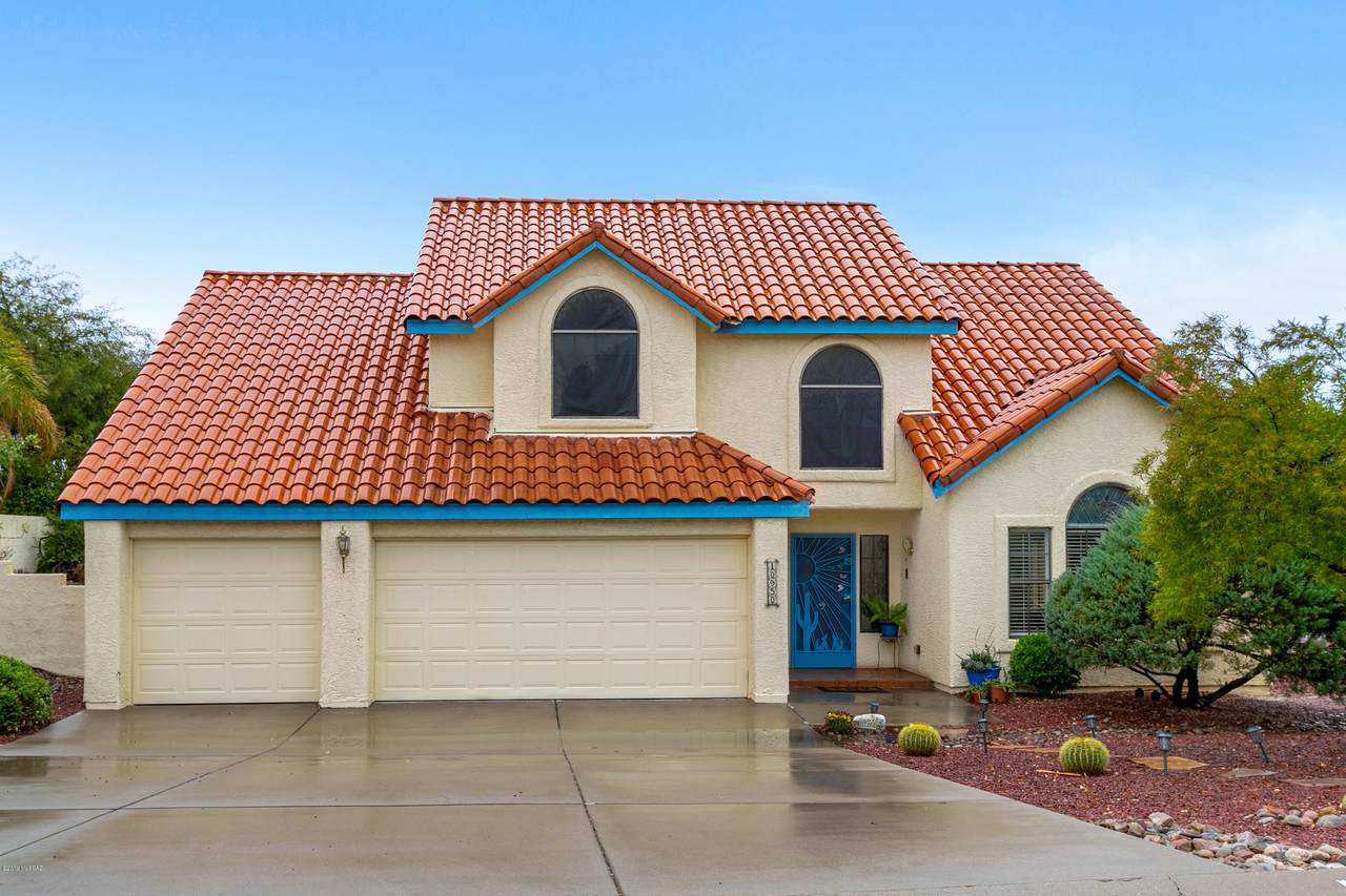 10950 Broadstone Drive - Photo 1