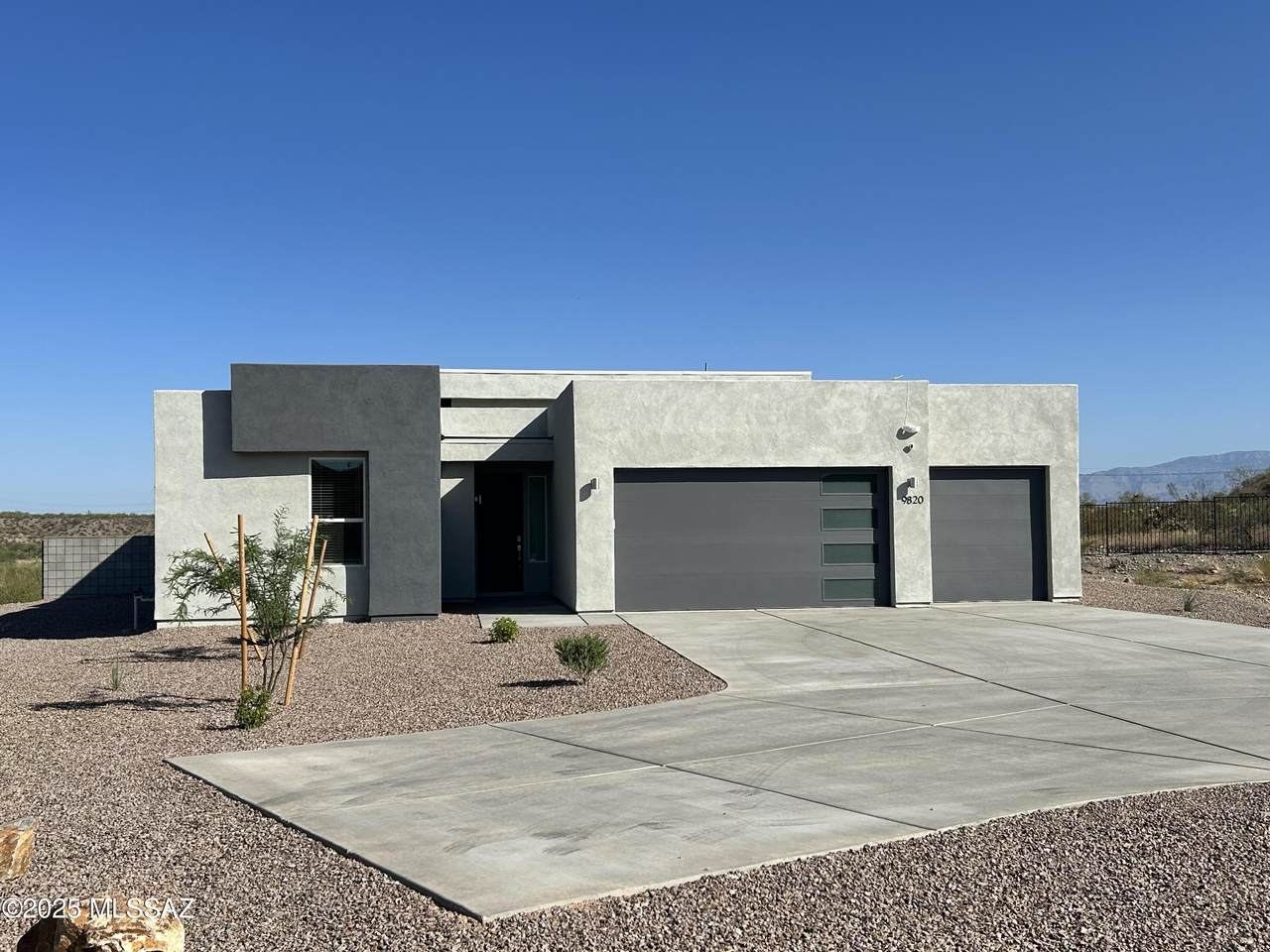 9820 Rolling Water Drive - Photo 1