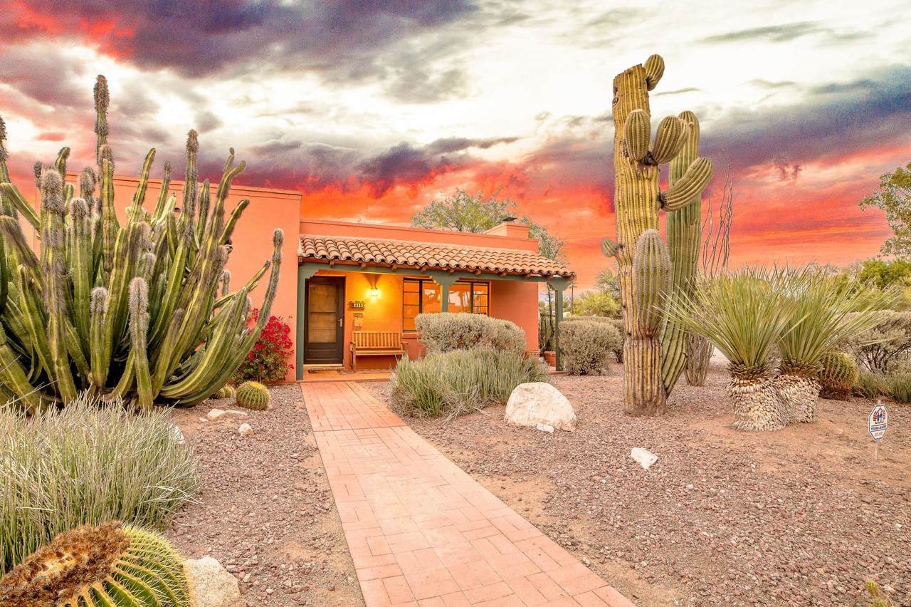 2333 7Th Street - Photo 1