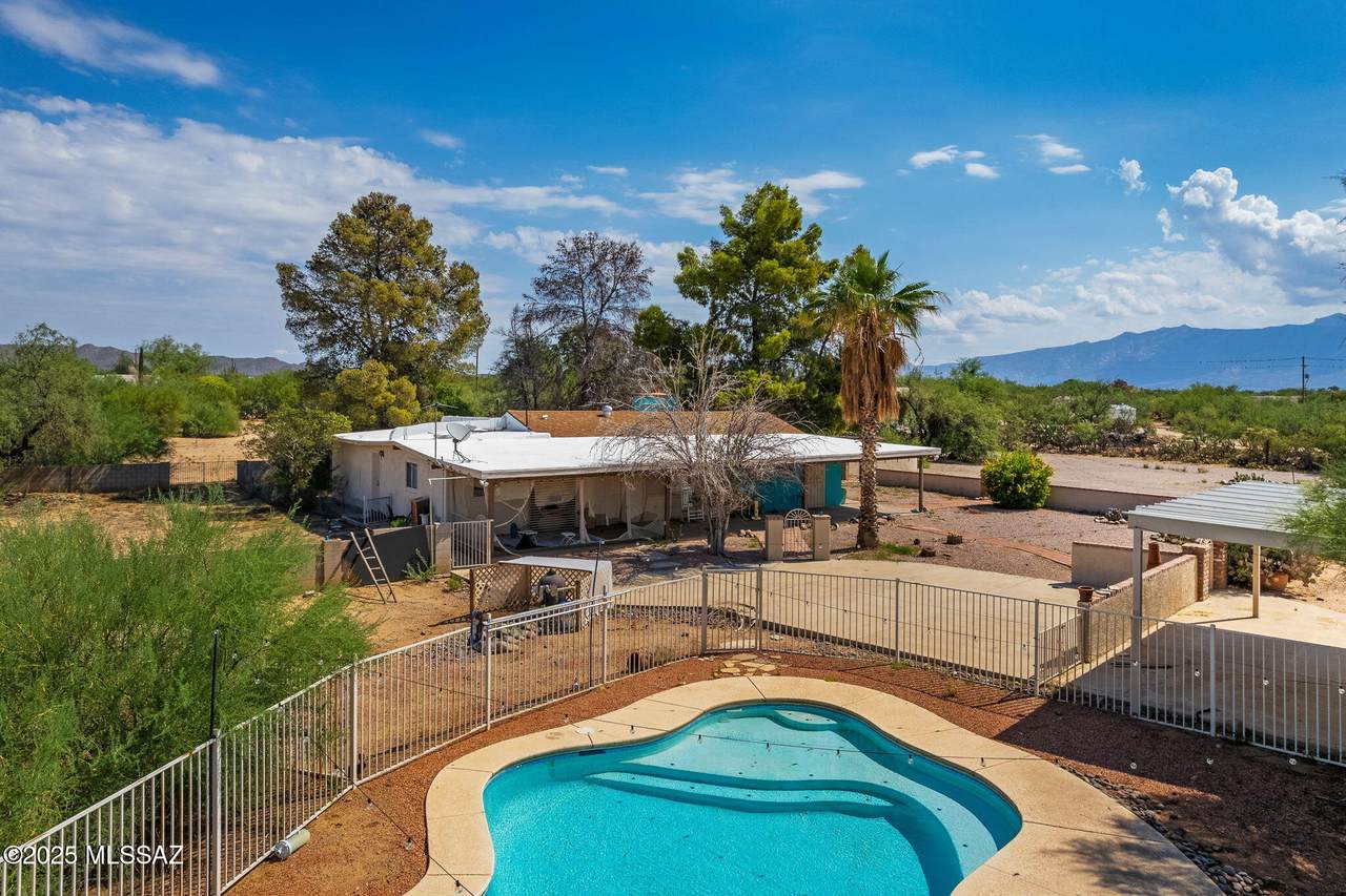 https://bt-photos.global.ssl.fastly.net/tucson/1280_boomver_8_22525517-2.jpg