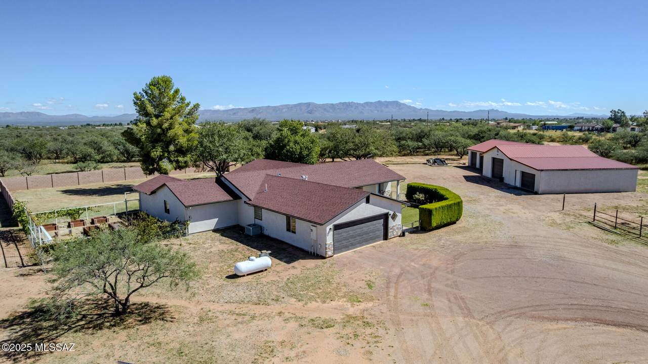 https://bt-photos.global.ssl.fastly.net/tucson/1280_boomver_7_22526861-2.jpg