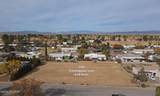 1013 Justin Street - Photo 4