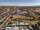 292 Freeway Way - Photo 2