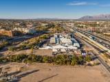 292 Freeway Way - Photo 9
