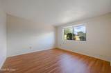 2858 Beverly Avenue - Photo 12