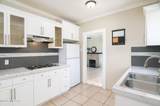 1025 Perry Avenue - Photo 11
