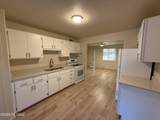 4421 Seneca Street - Photo 9