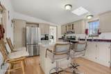 978 White Oak Place - Photo 15