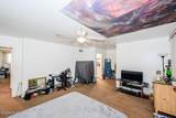 955 Venice Avenue - Photo 16
