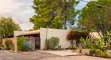 2866 Beverly Avenue - Photo 1