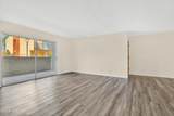 812 Langley Avenue - Photo 10