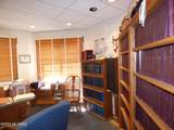 360 Court Avenue - Photo 14