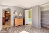 27049 Coopers Hawk Road - Photo 10