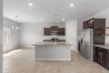 942 Grantham Avenue - Photo 13