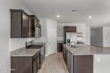 942 Grantham Avenue - Photo 9