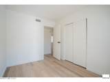 401 Stoner Avenue - Photo 11