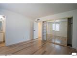 401 Stoner Avenue - Photo 15