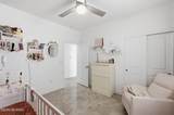 4975 Sunset Boulevard - Photo 28
