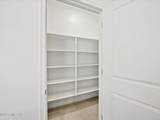 7911 Walnutview Drive - Photo 10