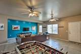 1733 Lester Street - Photo 4