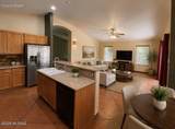 1448 Lester Street - Photo 4